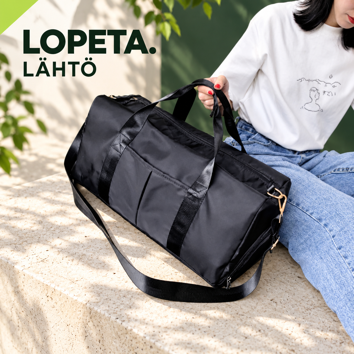 LÄHTÖ / Treenikassi erillisellä märkätilalla / LOPETA-brändikuva