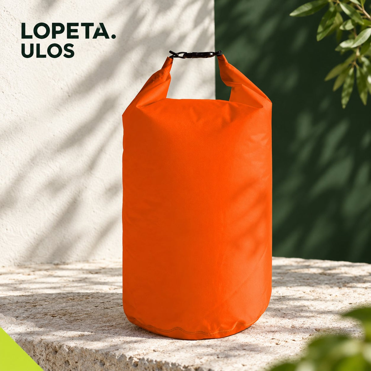 ULOS / Rullasuljettava kuivapussi / LOPETA-brändikuva